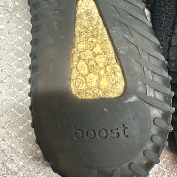 Yeezy v2 low bred Ape 779001 - Picture 5 of 10